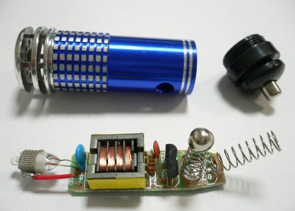 Jonizator powietrza samochodowy 12V - obrazek 4