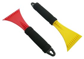 skrobaczka-z-quot-ciepla-raczka-quot